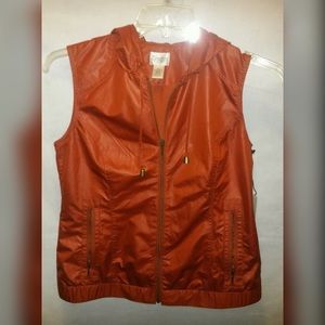 Chico's Size 0 Zenergy Copper/Rust hooded zip vest